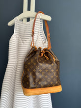 Lade das Bild in den Galerie-Viewer, LOUIS VUITTON NOÉ GRANDE
