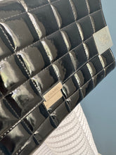 Lade das Bild in den Galerie-Viewer, CHANEL CLUTCH
