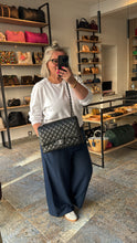Lade das Bild in den Galerie-Viewer, CHANEL DOUBLE FLAP MAXI
