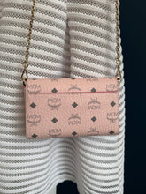 Lade das Bild in den Galerie-Viewer, MCM PATRICIA BAG
