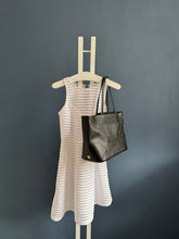 Lade das Bild in den Galerie-Viewer, MCM CLAUDIA SHOPPER
