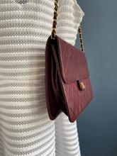 Lade das Bild in den Galerie-Viewer, CHANEL TIMELESS

