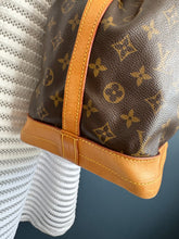 Lade das Bild in den Galerie-Viewer, LOUIS VUITTON NOÉ GRANDE
