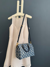 Lade das Bild in den Galerie-Viewer, LOUIS VUITTON SPEEDY 25 DENIM
