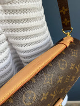 Lade das Bild in den Galerie-Viewer, LOUIS VUITTON MÉTIS
