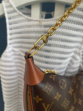 Lade das Bild in den Galerie-Viewer, LOUIS VUITTON LOOP HOBO
