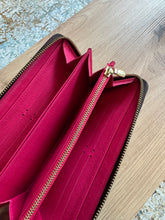 Lade das Bild in den Galerie-Viewer, LOUIS VUITTON ZIPPY GELDBÖRSE

