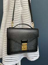 Lade das Bild in den Galerie-Viewer, LOUIS VUITTON MONCEAU
