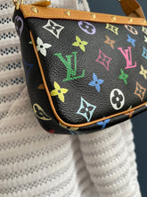 Lade das Bild in den Galerie-Viewer, LOUIS VUITTON POCHETTE MULTICOLOR
