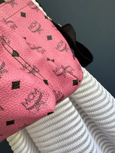 Lade das Bild in den Galerie-Viewer, MCM RUCKSACK
