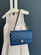 Lade das Bild in den Galerie-Viewer, CHANEL DOUBLE FLAP MEDIUM
