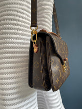 Lade das Bild in den Galerie-Viewer, LOUIS VUITTON MÉTIS

