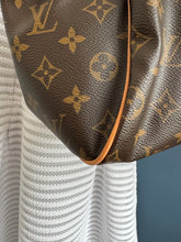 Lade das Bild in den Galerie-Viewer, LOUIS VUITTON TIVOLI
