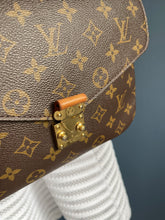 Lade das Bild in den Galerie-Viewer, LOUIS VUITTON MÉTIS
