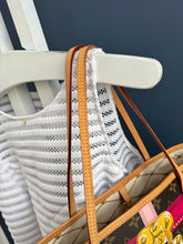 Lade das Bild in den Galerie-Viewer, LOUIS VUITTON NEVERFULL SUMMER TRUNK
