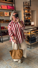 Lade das Bild in den Galerie-Viewer, PRADA VITELLO DAINO BAG
