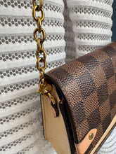 Lade das Bild in den Galerie-Viewer, LOUIS VUITTON VAVIN CHAIN
