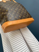 Lade das Bild in den Galerie-Viewer, LOUIS VUITTON LOCKIT
