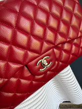 Lade das Bild in den Galerie-Viewer, CHANEL DOUBLE FLAP JUMBO
