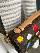 Lade das Bild in den Galerie-Viewer, LOUIS VUITTON MÉTIS YAYOI KUSAMA DOTS
