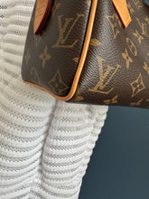Lade das Bild in den Galerie-Viewer, LOUIS VUITTON SPEEDY 20
