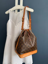Lade das Bild in den Galerie-Viewer, LOUIS VUITTON NOÉ GRANDE
