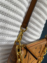 Lade das Bild in den Galerie-Viewer, MCM AREN BAG
