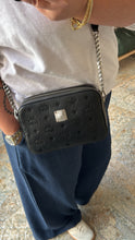 Lade das Bild in den Galerie-Viewer, MCM CAMERA BAG
