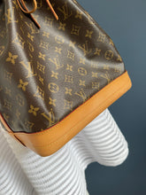 Lade das Bild in den Galerie-Viewer, LOUIS VUITTON NOÉ GRANDE

