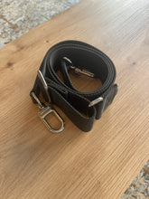 Lade das Bild in den Galerie-Viewer, LOUIS VUITTON SCHULTERRIEMEN
