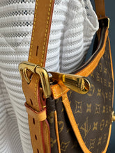 Lade das Bild in den Galerie-Viewer, LOUIS VUITTON TULUM GM

