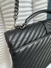 Lade das Bild in den Galerie-Viewer, YSL COLLEGE LARGE
