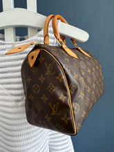 Lade das Bild in den Galerie-Viewer, LOUIS VUITTON SPEEDY 25
