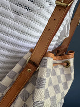 Lade das Bild in den Galerie-Viewer, LOUIS VUITTON NOÉ GRANDE
