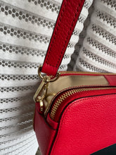 Lade das Bild in den Galerie-Viewer, MCM CROSSBODY BAG
