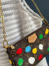 Lade das Bild in den Galerie-Viewer, LOUIS VUITTON POCHETTE YAYOI KUSAMA DOTS
