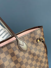 Lade das Bild in den Galerie-Viewer, LOUIS VUITTON NEVERFULL MM
