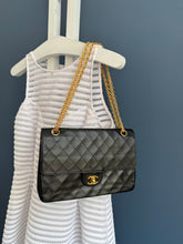 Lade das Bild in den Galerie-Viewer, CHANEL TIMELESS MEDIUM
