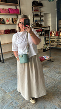 Lade das Bild in den Galerie-Viewer, CHANEL VANITY CASE
