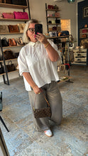 Lade das Bild in den Galerie-Viewer, LOUIS VUITTON POCHETTE ACCESSOIRES
