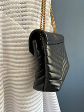Lade das Bild in den Galerie-Viewer, YSL LOULOU MEDIUM
