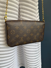 Lade das Bild in den Galerie-Viewer, LOUIS VUITTON FÉLICIE
