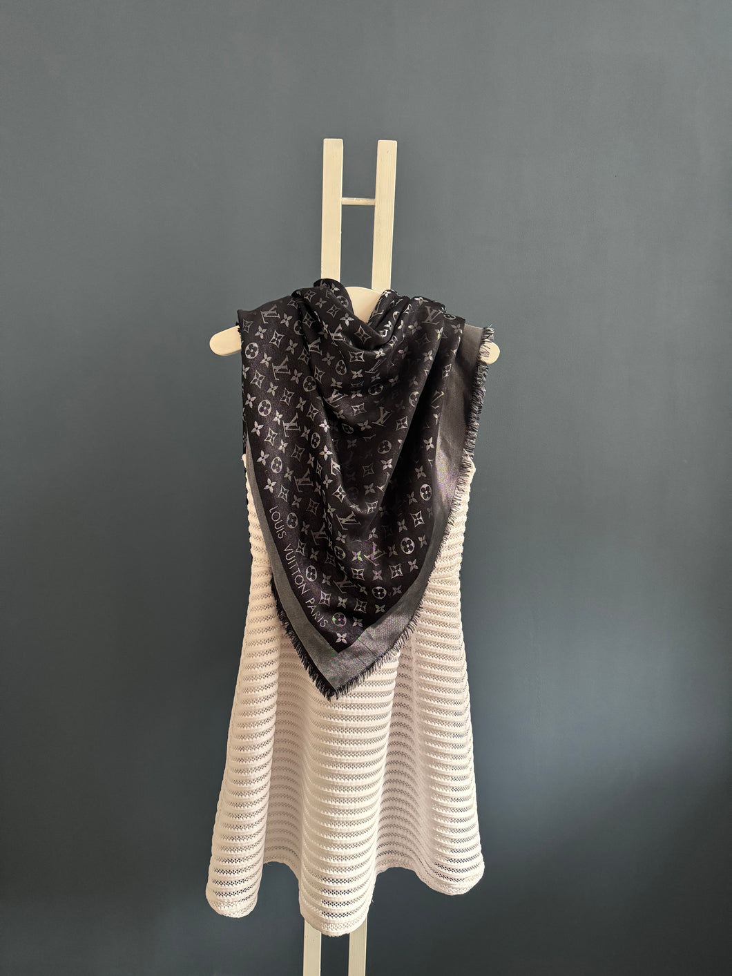 LOUIS VUITTON MONOGRAM SHINE TUCH