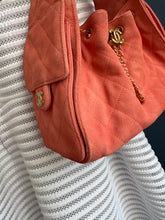 Lade das Bild in den Galerie-Viewer, CHANEL 25 SMALL
