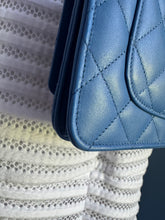 Lade das Bild in den Galerie-Viewer, CHANEL WOC
