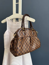 Lade das Bild in den Galerie-Viewer, LOUIS VUITTON TIVOLI
