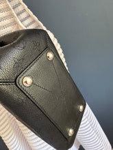 Lade das Bild in den Galerie-Viewer, LOUIS VUITTON BABYLONE CHAIN
