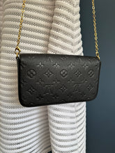 Lade das Bild in den Galerie-Viewer, LOUIS VUITTON FÉLICIE EMPREINTE
