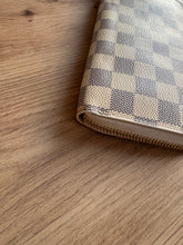 Lade das Bild in den Galerie-Viewer, LOUIS VUITTON ZIPPY
