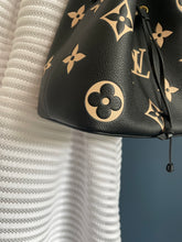 Lade das Bild in den Galerie-Viewer, LOUIS VUITTON NÉONOÉ BICOLOR
